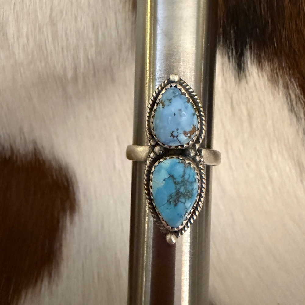 ❤️ Golden Hills 2 Stone Turquoise Sterling Navajo Style Ring Size 5 to 7.5 ADJ - Picture 10 of 14